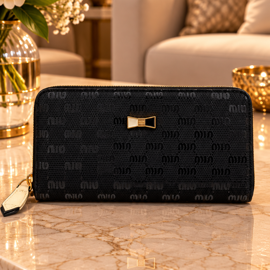 Black Patterned Wristlet Wallet